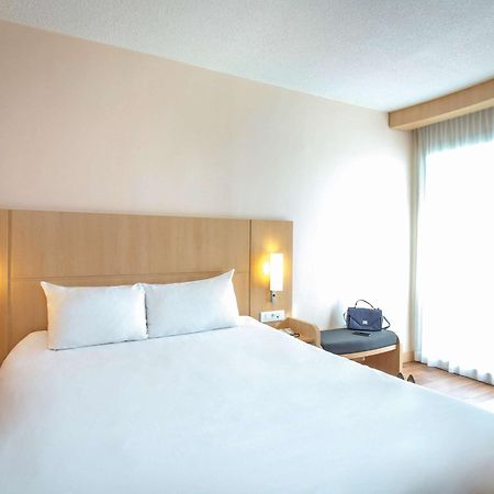 Ibis Cavaillon Portes Du Luberon Kültér fotó
